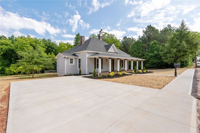 444 W Peachtree Street, Woodruff, SC 29388