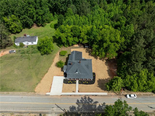 444 W Peachtree Street, Woodruff, SC 29388