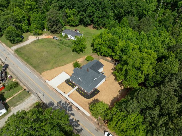 444 W Peachtree Street, Woodruff, SC 29388
