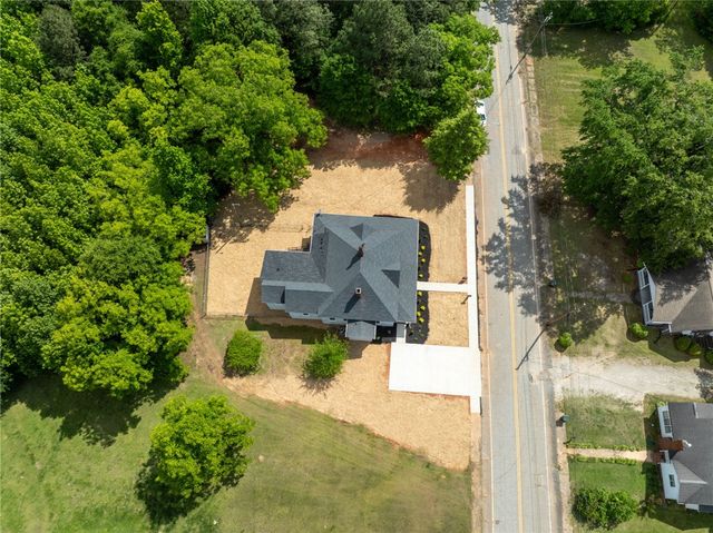 444 W Peachtree Street, Woodruff, SC 29388