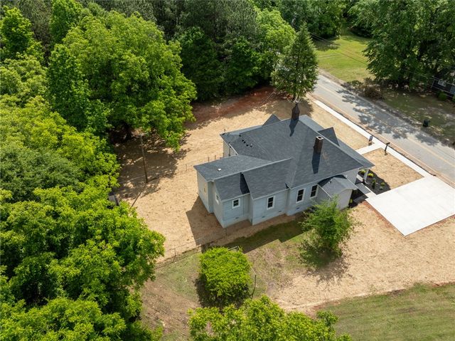 444 W Peachtree Street, Woodruff, SC 29388