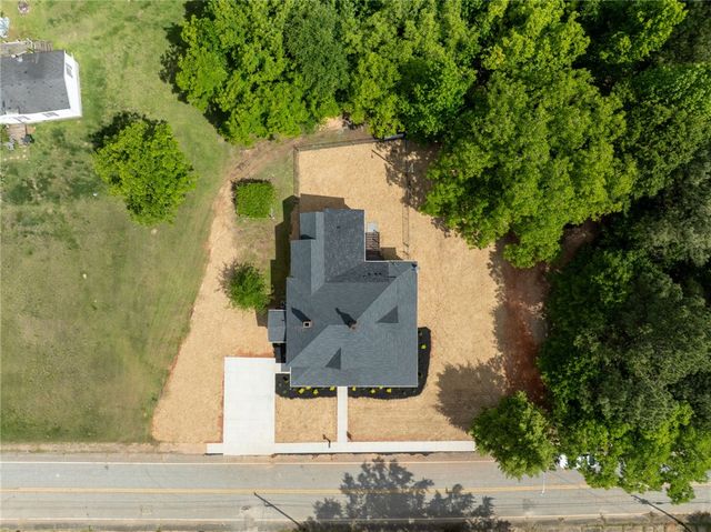 444 W Peachtree Street, Woodruff, SC 29388
