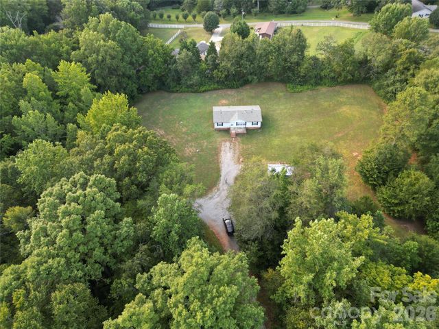 953 Bollinger Pond Drive, Clover, SC 29710