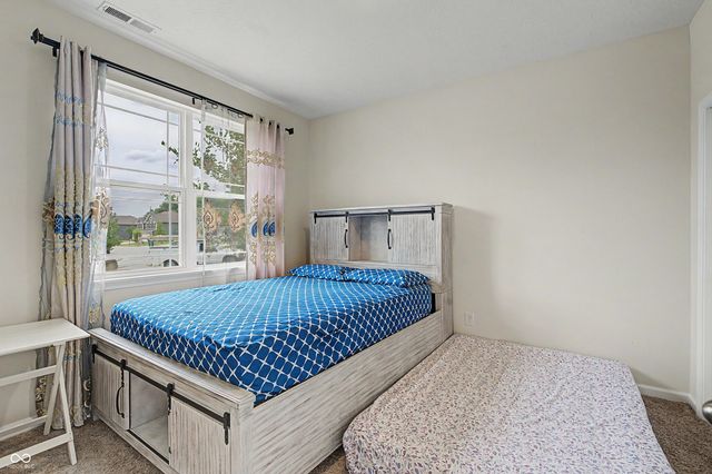 7696 Rolling Green Drive, Plainfield, IN 46168