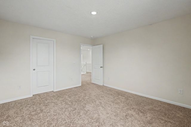 7696 Rolling Green Drive, Plainfield, IN 46168