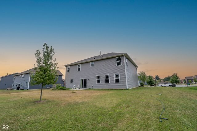 7696 Rolling Green Drive, Plainfield, IN 46168