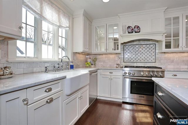 430 Wastena Terrace, Ridgewood, NJ 07450