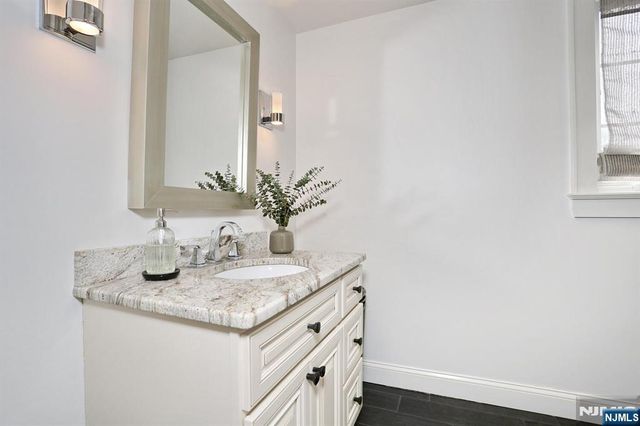 430 Wastena Terrace, Ridgewood, NJ 07450