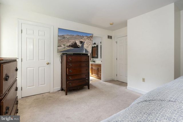 650 FAIRVIEW RD, Glenmoore, PA 19343