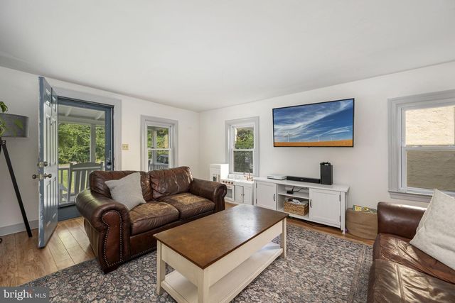 650 FAIRVIEW RD, Glenmoore, PA 19343