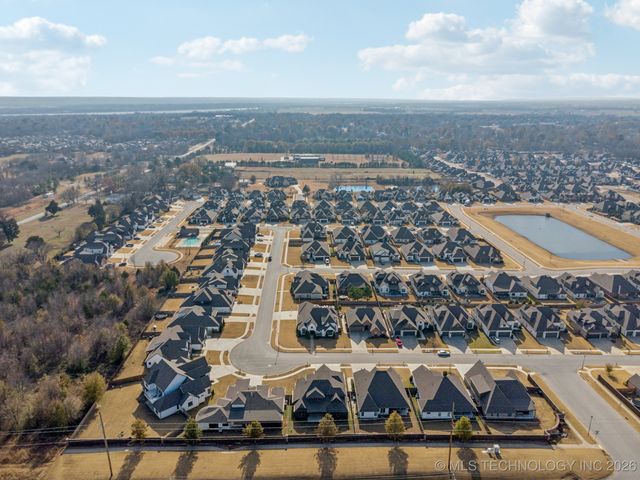 3722 W Tucson Place, Broken Arrow, OK 74011