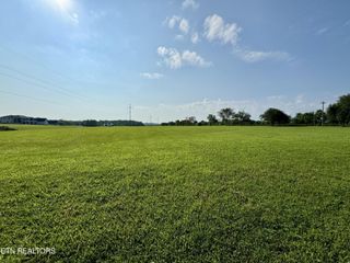 142 Arbor Lane, Dandridge, TN 37725