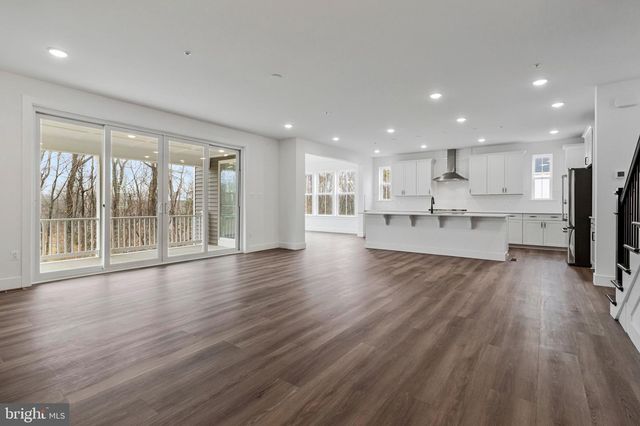 2000 ARAM DR, Accokeek, MD 20607