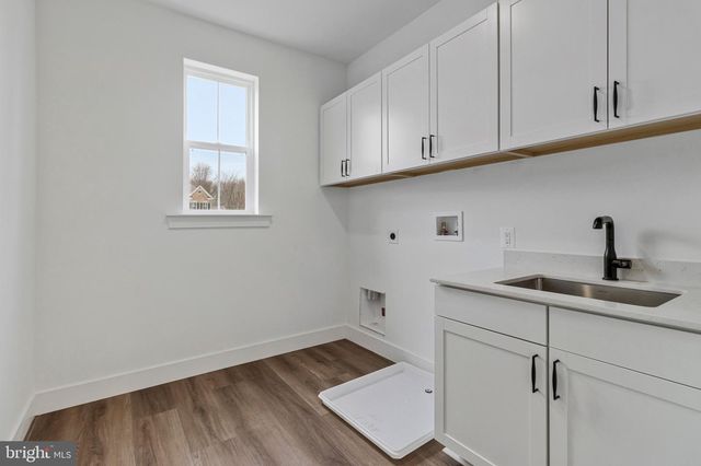 2000 ARAM DR, Accokeek, MD 20607