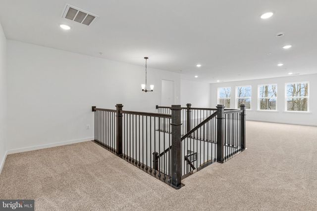 2000 ARAM DR, Accokeek, MD 20607