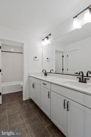 2000 ARAM DR, Accokeek, MD 20607