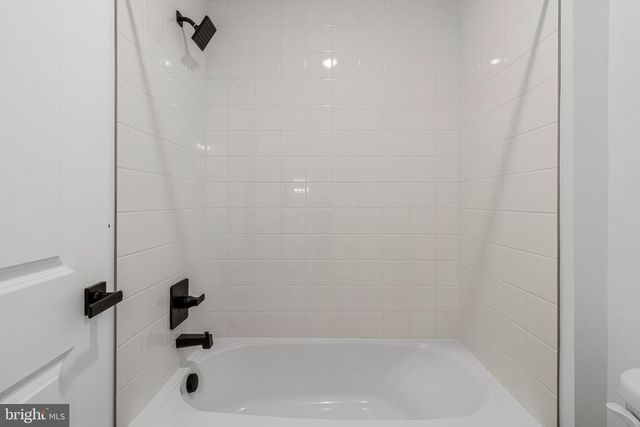 2000 ARAM DR, Accokeek, MD 20607