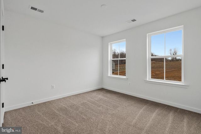 2000 ARAM DR, Accokeek, MD 20607