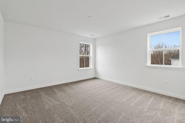 2000 ARAM DR, Accokeek, MD 20607