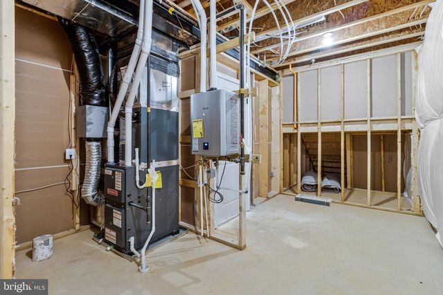 2000 ARAM DR, Accokeek, MD 20607