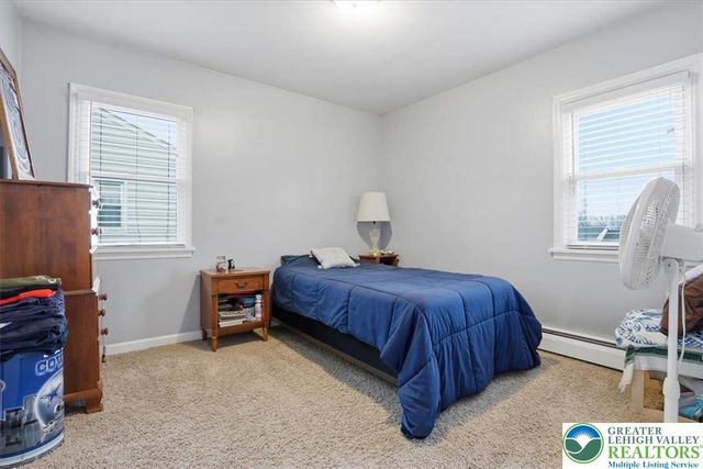 488 Sportsman Club Road, Plainfield Twp, PA 18064