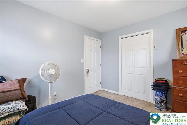 488 Sportsman Club Road, Plainfield Twp, PA 18064