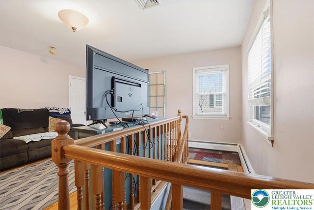 488 Sportsman Club Road, Plainfield Twp, PA 18064