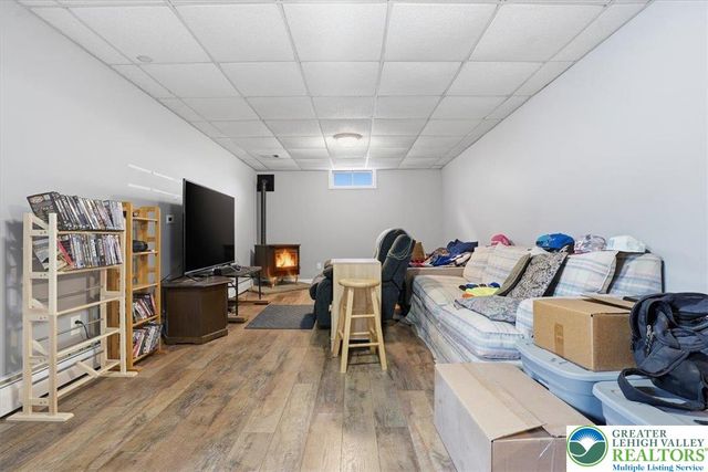 488 Sportsman Club Road, Plainfield Twp, PA 18064