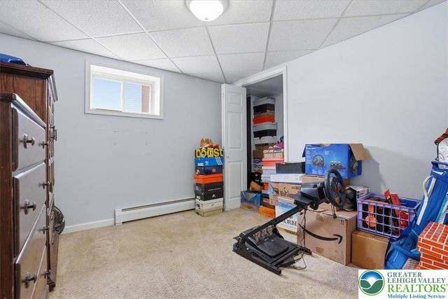 488 Sportsman Club Road, Plainfield Twp, PA 18064