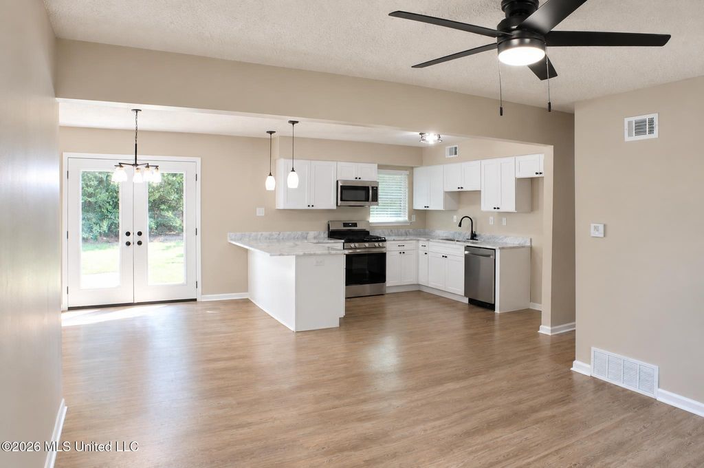 8182 Elmbrook Drive, Southaven, MS 38671 — photo 4