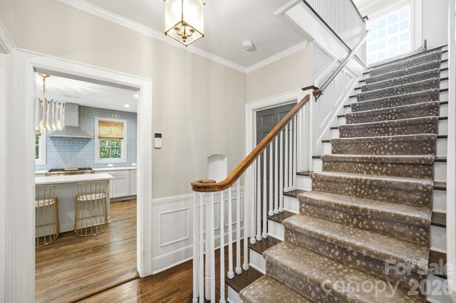 1951 Sterling Road, Charlotte, NC 28209