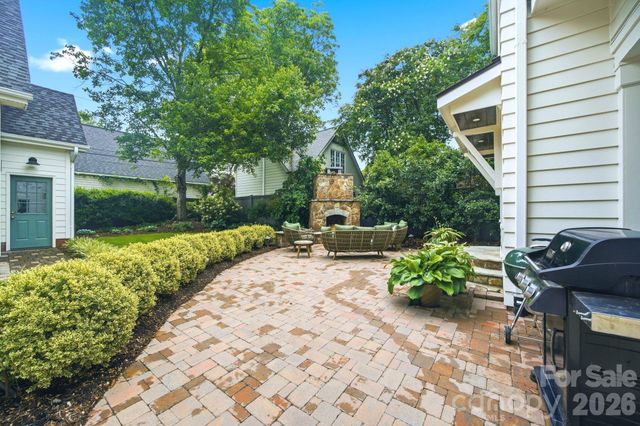 1951 Sterling Road, Charlotte, NC 28209