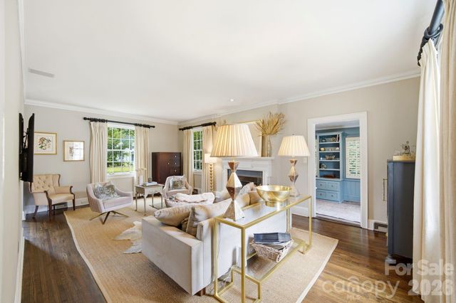 1951 Sterling Road, Charlotte, NC 28209