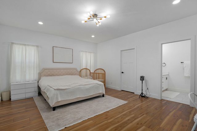 300 Raven Circle, Rogersville, MO 65742