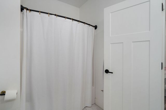 300 Raven Circle, Rogersville, MO 65742