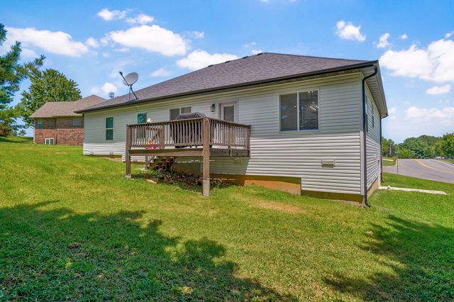 300 Raven Circle, Rogersville, MO 65742
