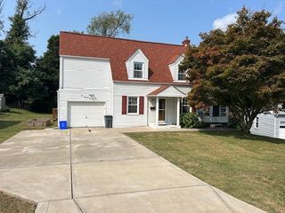 2009 Circle Dr, Hopewell Twp, PA 15001