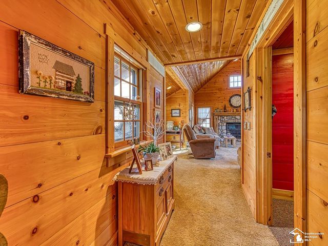 7860 Head O Lake Road, Whiteford Twp, MI 49267