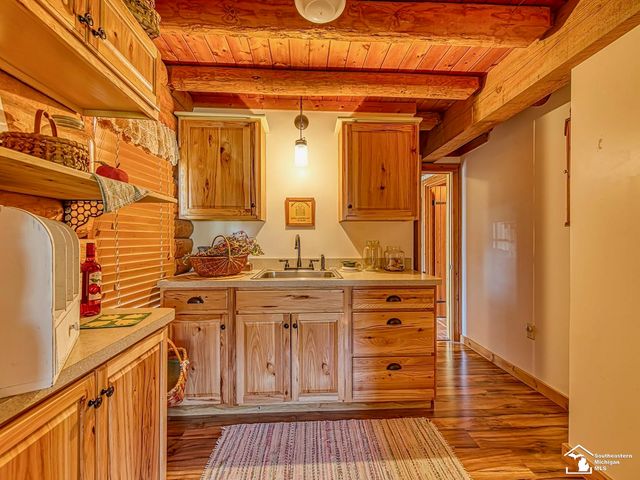 7860 Head O Lake Road, Whiteford Twp, MI 49267