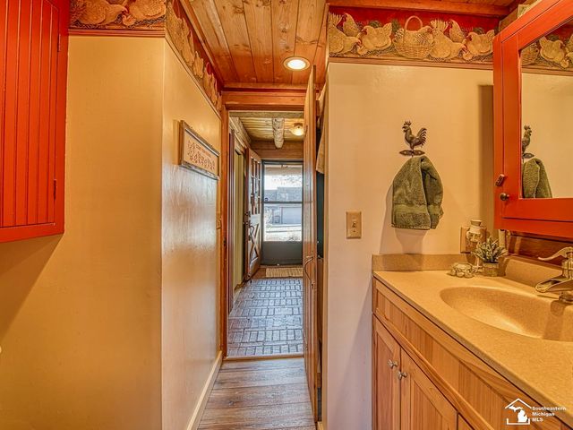 7860 Head O Lake Road, Whiteford Twp, MI 49267