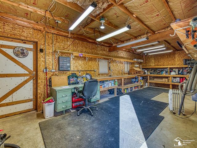 7860 Head O Lake Road, Whiteford Twp, MI 49267