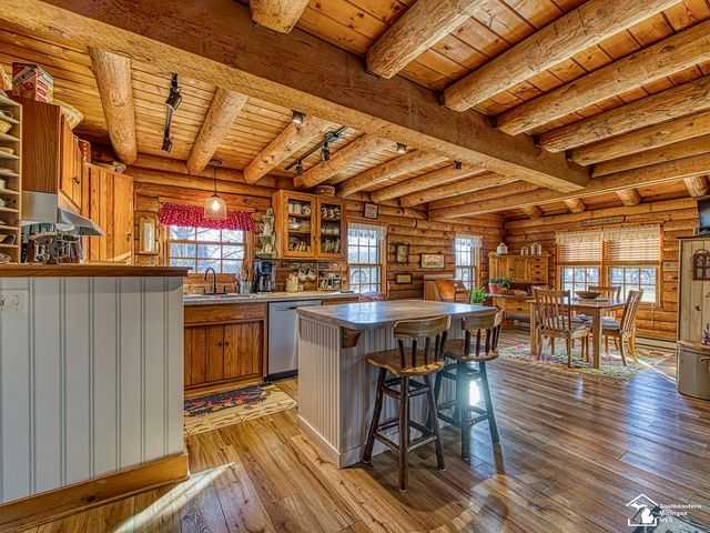 7860 Head O Lake Road, Whiteford Twp, MI 49267