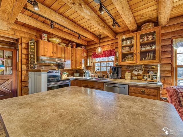 7860 Head O Lake Road, Whiteford Twp, MI 49267