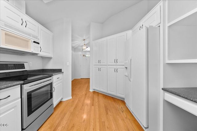 2736 Juanita Avenue, Medford, OR 97504