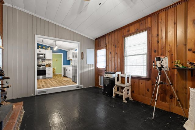 1002 Dennis Avenue, Jasper, TN 37347