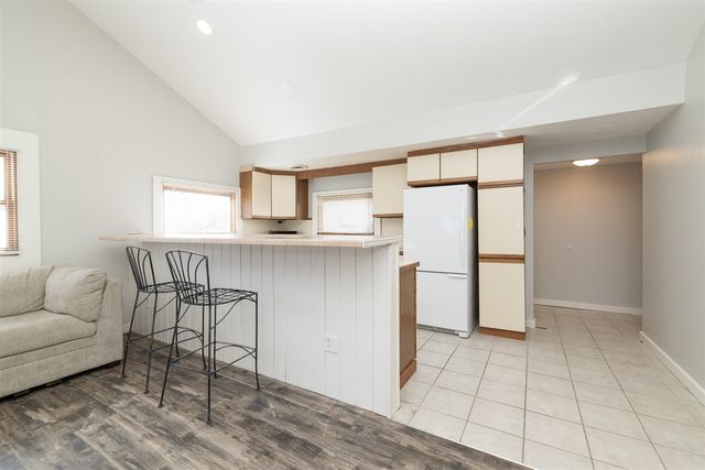 8130 W Q Avenue, Kalamazoo, MI 49009