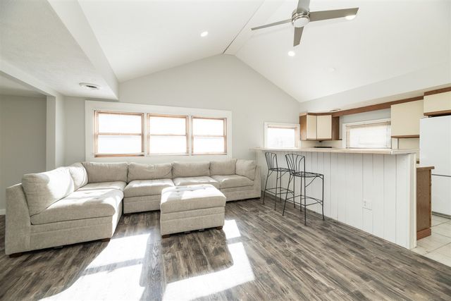 8130 W Q Avenue, Kalamazoo, MI 49009