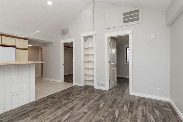 8130 W Q Avenue, Kalamazoo, MI 49009