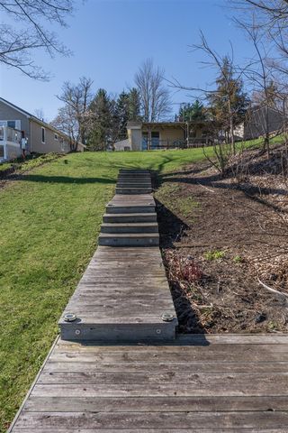 8130 W Q Avenue, Kalamazoo, MI 49009