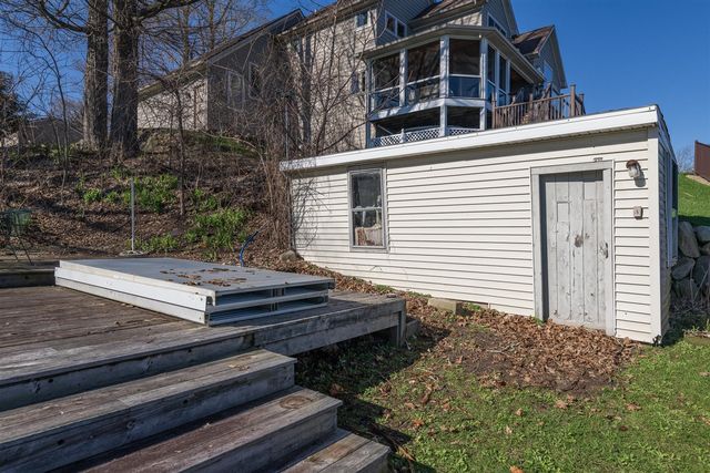 8130 W Q Avenue, Kalamazoo, MI 49009
